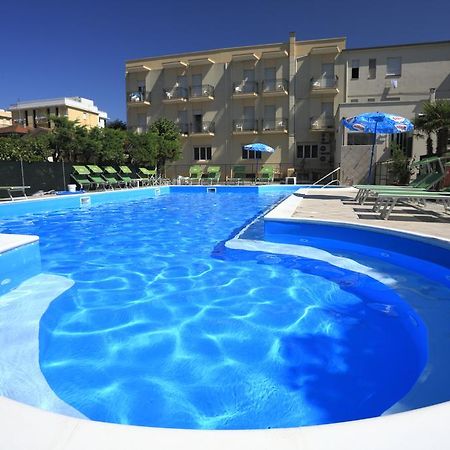 Hotel Vannini Rimini Dış mekan fotoğraf